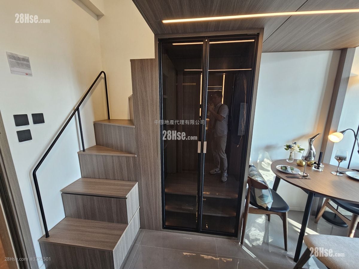 Larchwood Rental Studio , 1 Bathroom 210 ft²