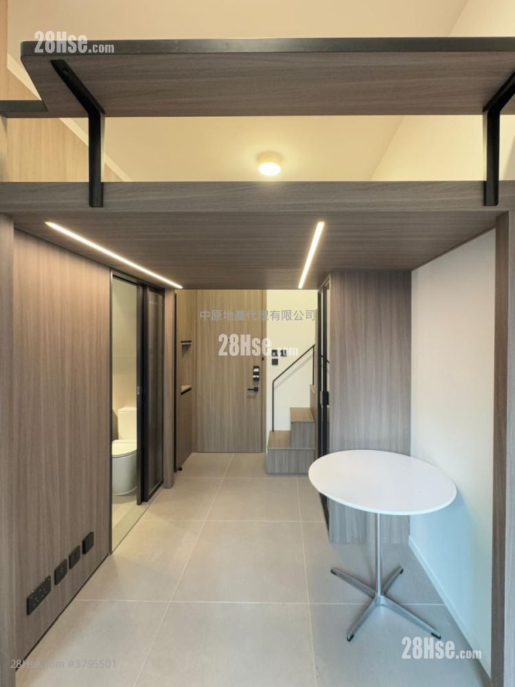 Larchwood Rental Studio , 1 Bathroom 210 ft²