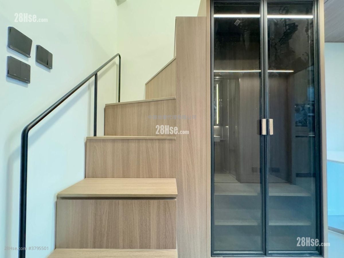 Larchwood Rental Studio , 1 Bathroom 210 ft²