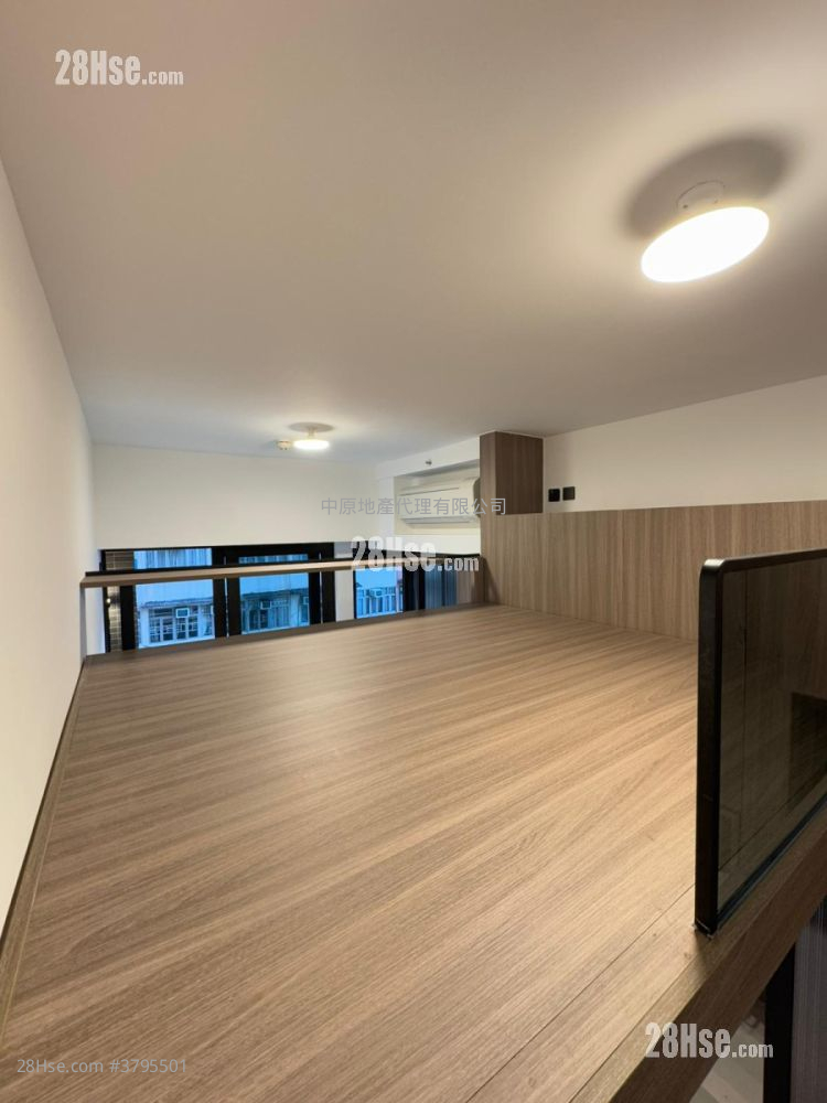 Larchwood Rental Studio , 1 Bathroom 210 ft²