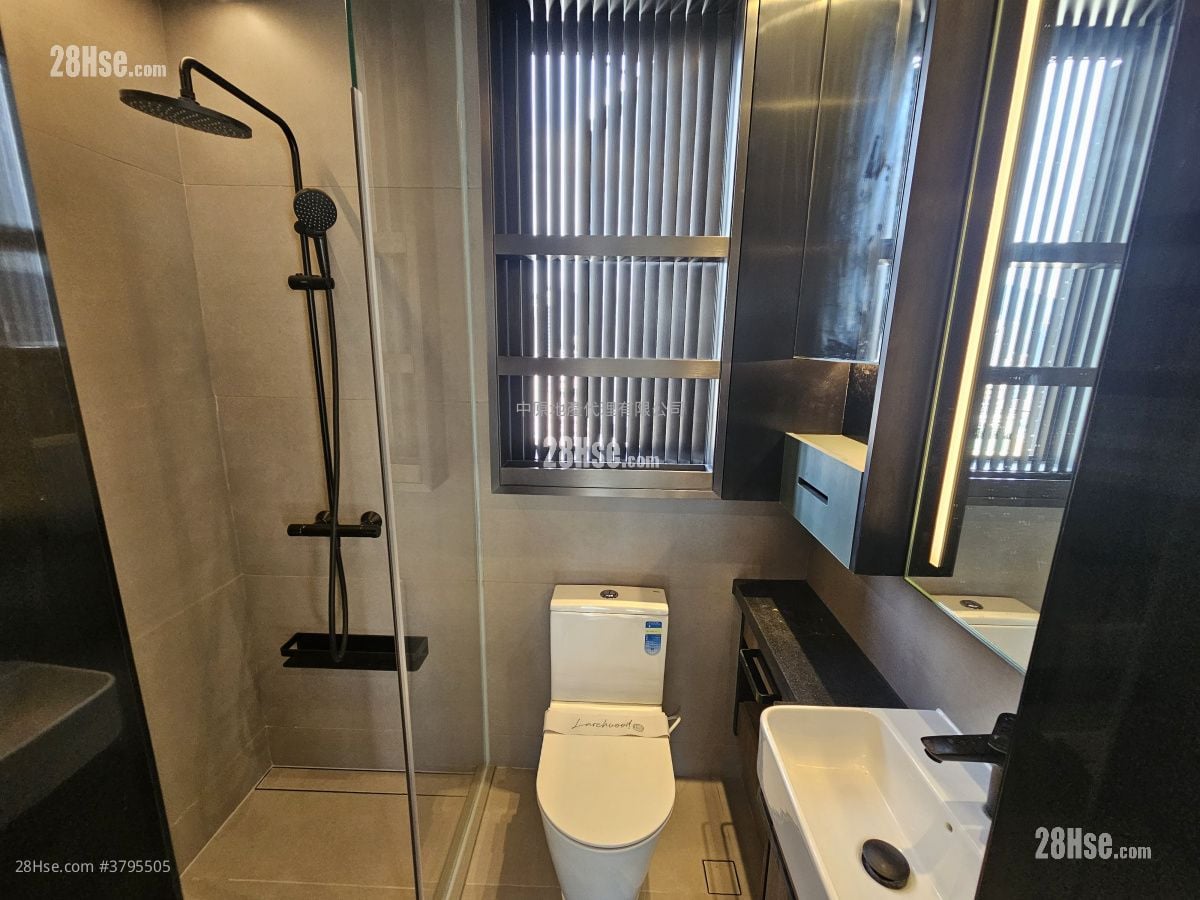 Larchwood 租盘 1 房 , 1 浴室 267 平方尺