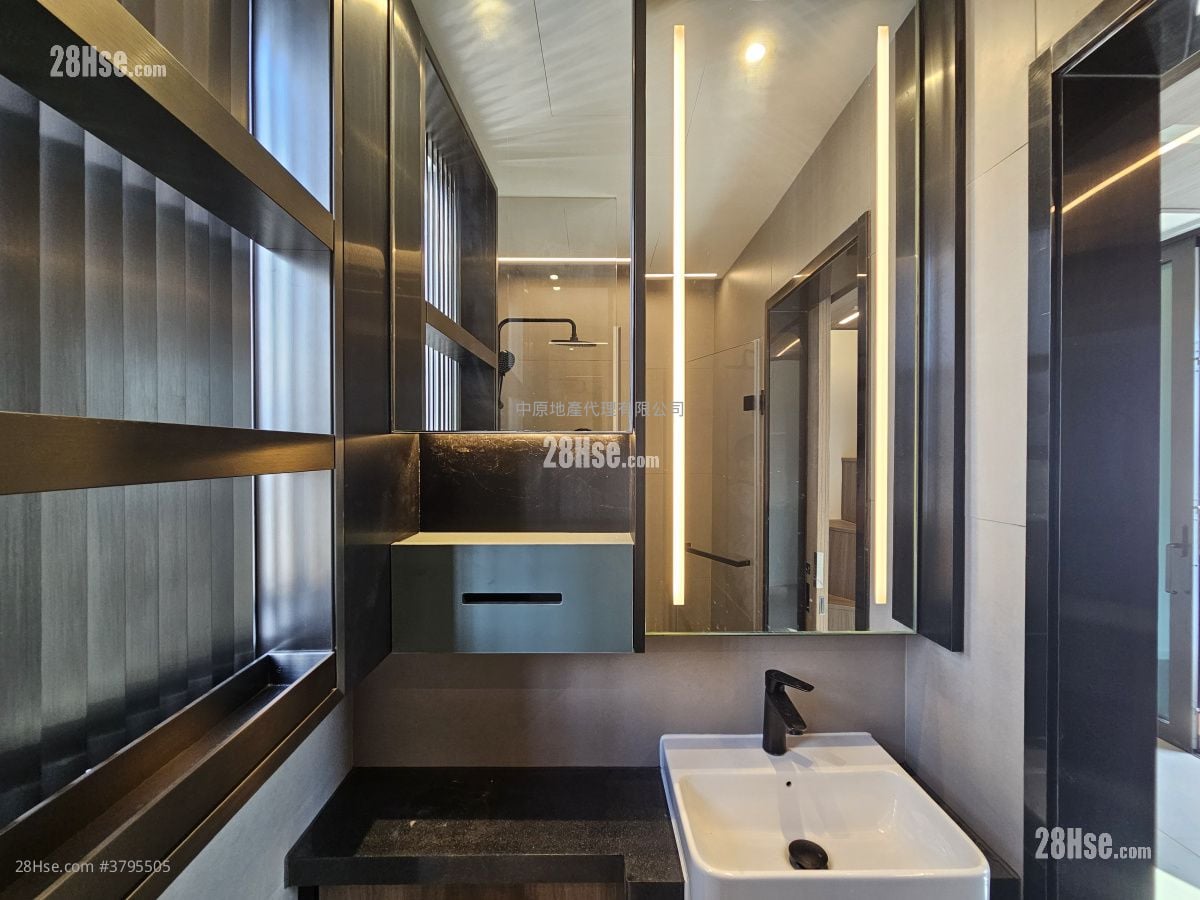 Larchwood 租盘 1 房 , 1 浴室 267 平方尺