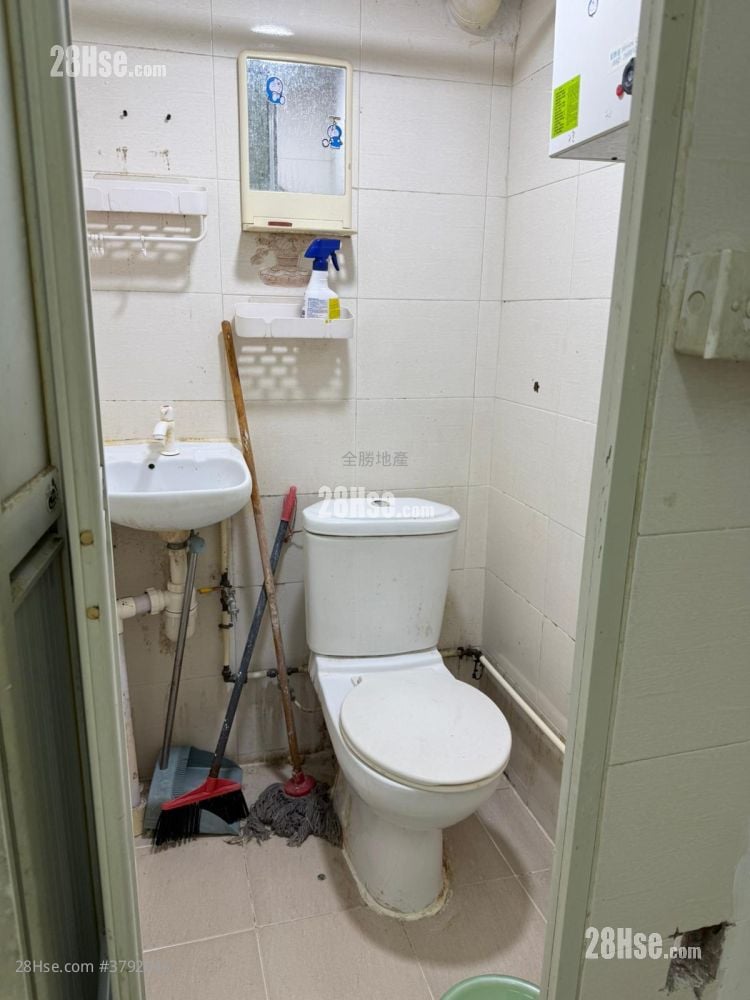 Chinese Mansion Rental 1 Bedroom , 1 Bathroom 180 ft²