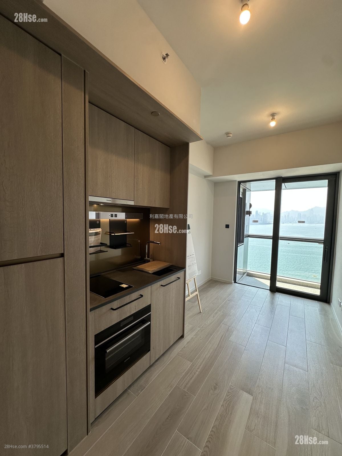 柏蔚森 售盘 1 房 276 平方尺