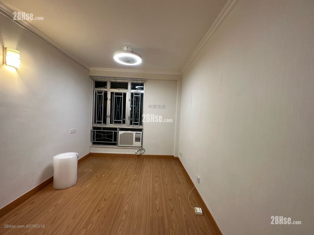 Nan Fung Sun Chuen Sell 2 Bedrooms , 1 Bathroom 391 ft²