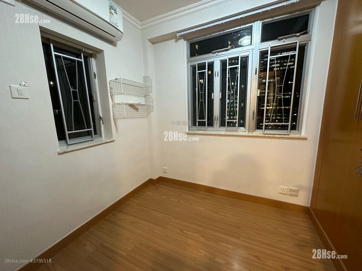 Nan Fung Sun Chuen Sell 2 Bedrooms , 1 Bathroom 391 ft²