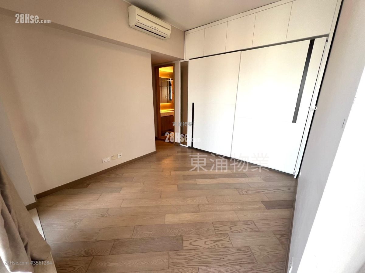 The Visionary Sell 3 Bedrooms , 2 Bathrooms 963 ft²