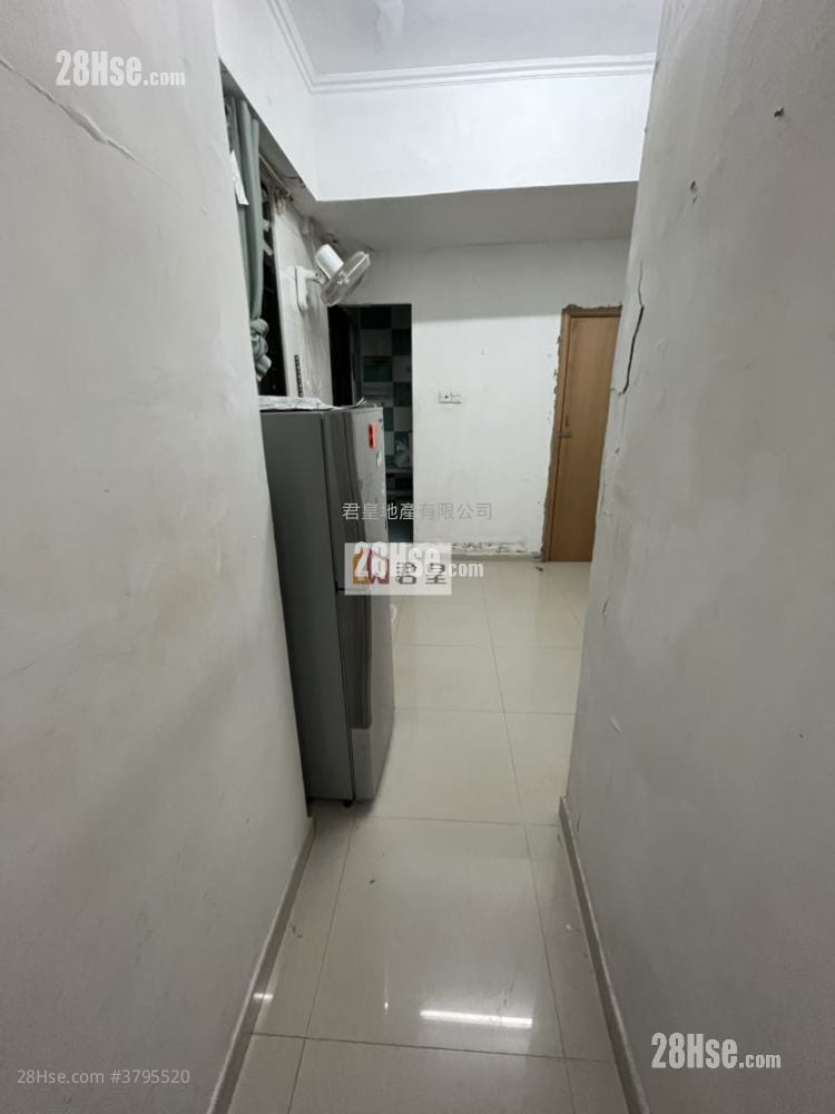 Chinese Mansion Sell 4 Bedrooms , 4 Bathrooms 649 ft²