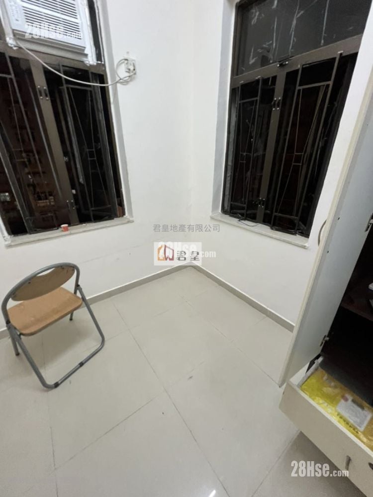 Chinese Mansion Sell 4 Bedrooms , 4 Bathrooms 649 ft²