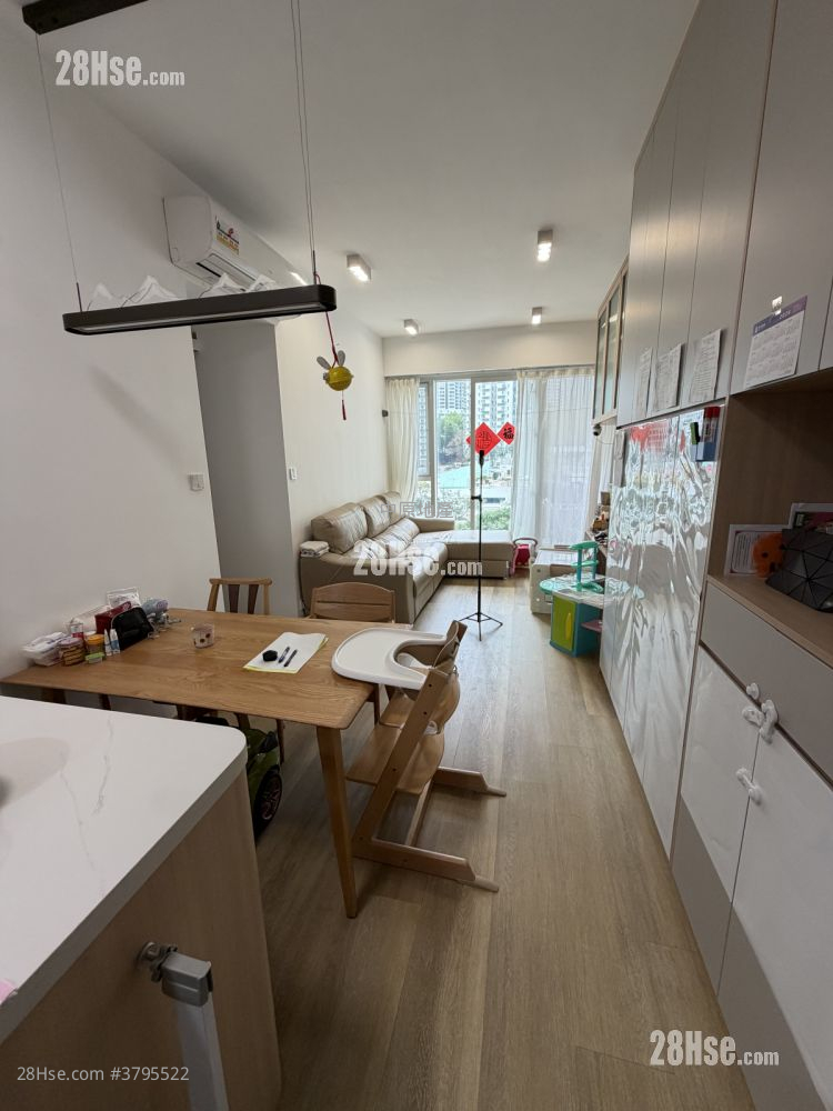 The Orchards Sell 2 Bedrooms , 1 Bathroom 614 ft²