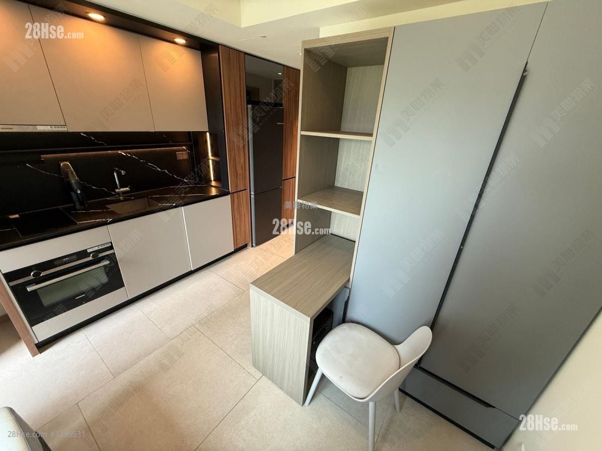 Silicon Hill Rental Studio , 1 Bathroom 217 ft²