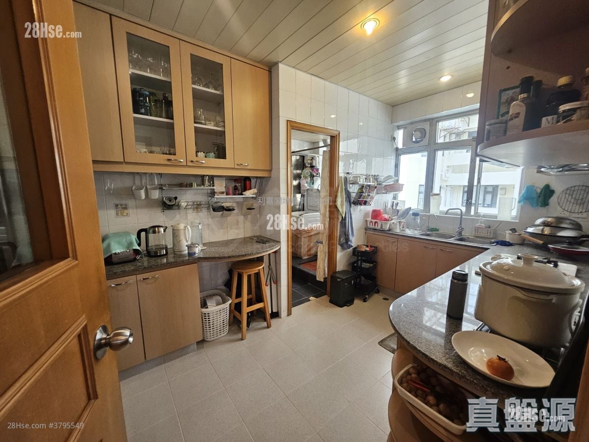 本立台 售盘 3 房 , 3 浴室 1,625 平方尺