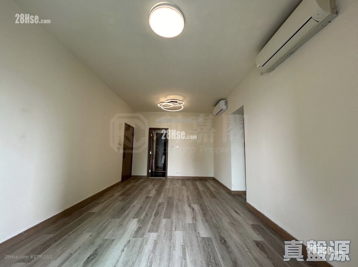 Yoho Midtown Sell 4 Bedrooms 880 ft²