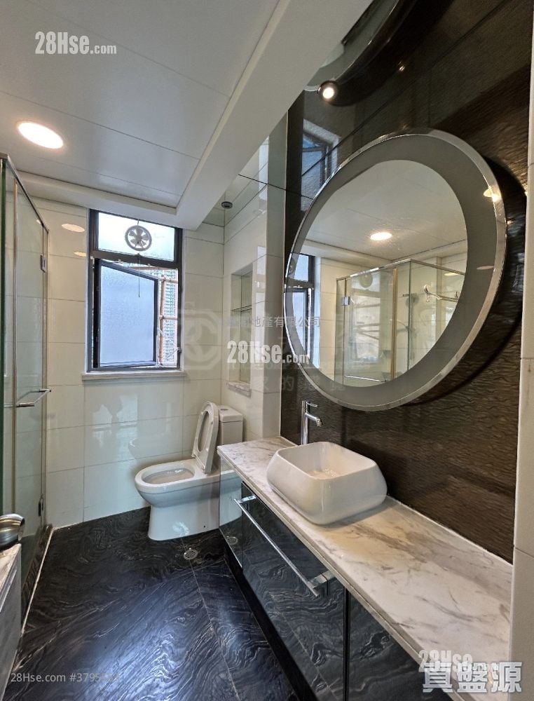 Yoho Midtown Sell 4 Bedrooms 880 ft²