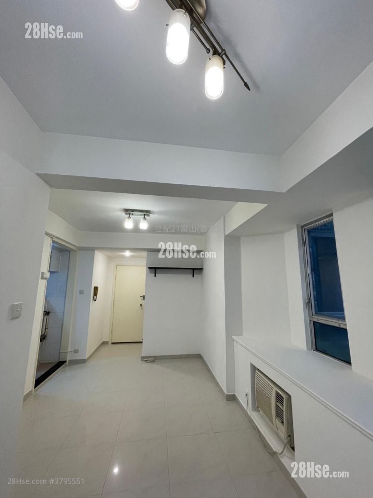 Tak Bo Garden Sell 1 Bedroom , 1 Bathroom 282 ft²