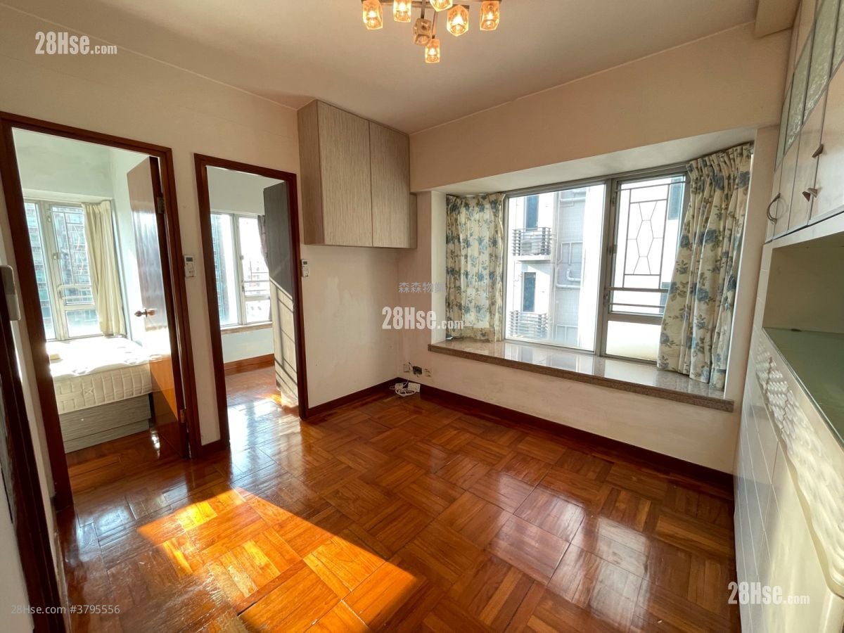 耀星华庭 租盘 2 房 , 1 浴室 328 平方尺