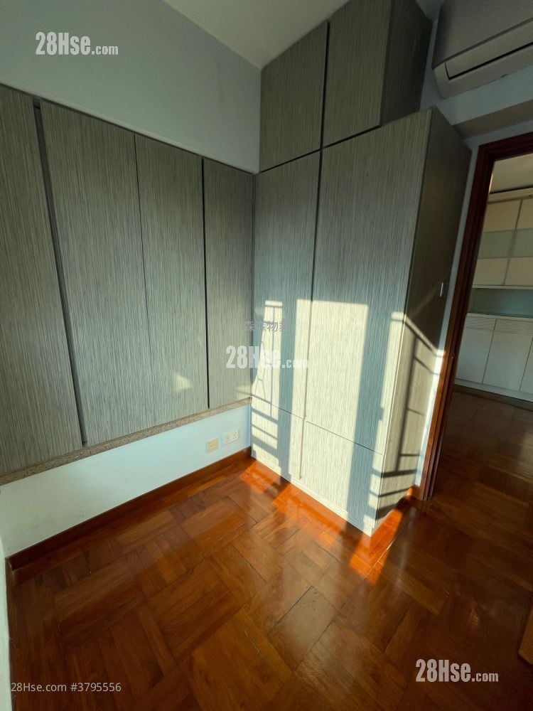 耀星华庭 租盘 2 房 , 1 浴室 328 平方尺