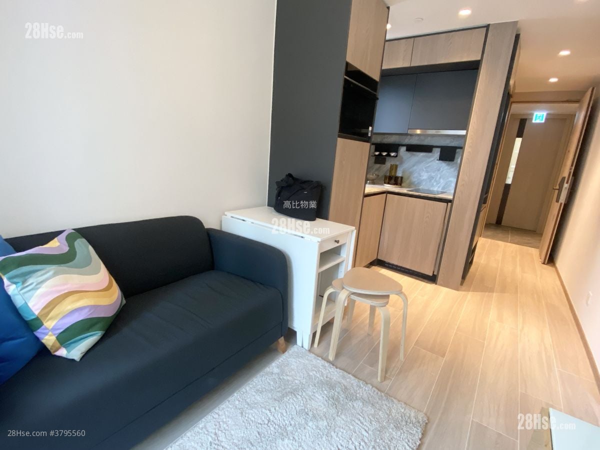 The Hilltop Rental 1 Bedroom , 1 Bathroom 333 ft²