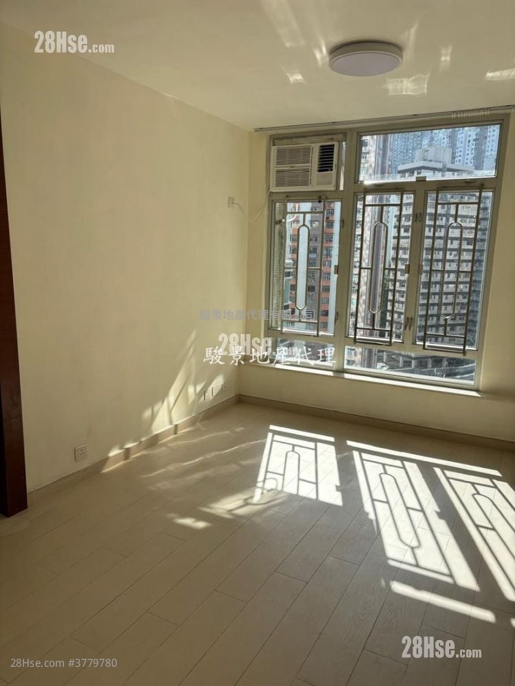 City Garden Sell 3 Bedrooms , 1 Bathroom 568 ft²