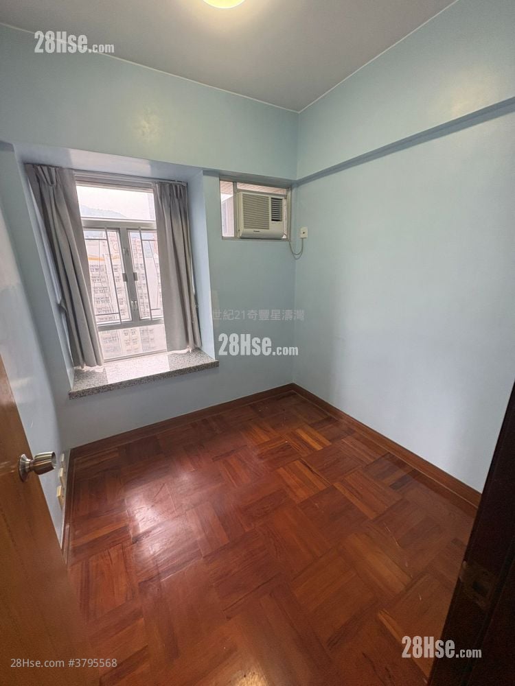 Ma On Shan Centre Sell 3 Bedrooms , 1 Bathroom 522 ft²