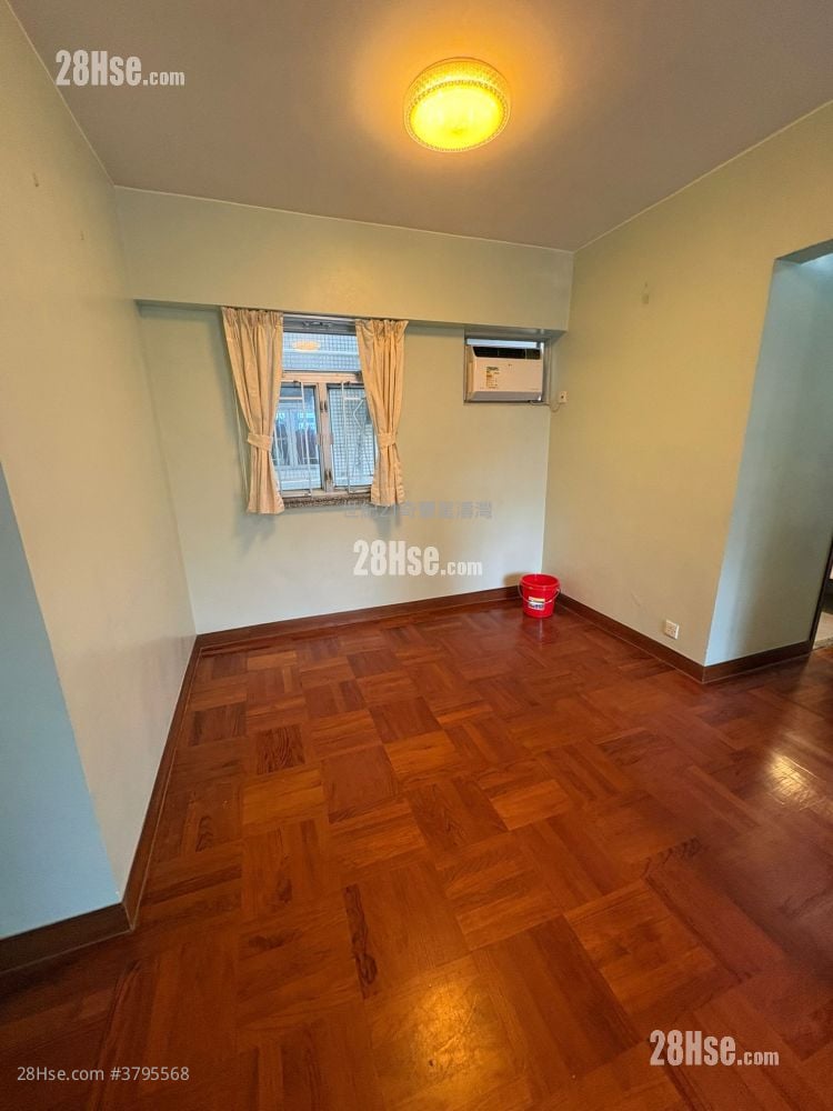 Ma On Shan Centre Sell 3 Bedrooms , 1 Bathroom 522 ft²