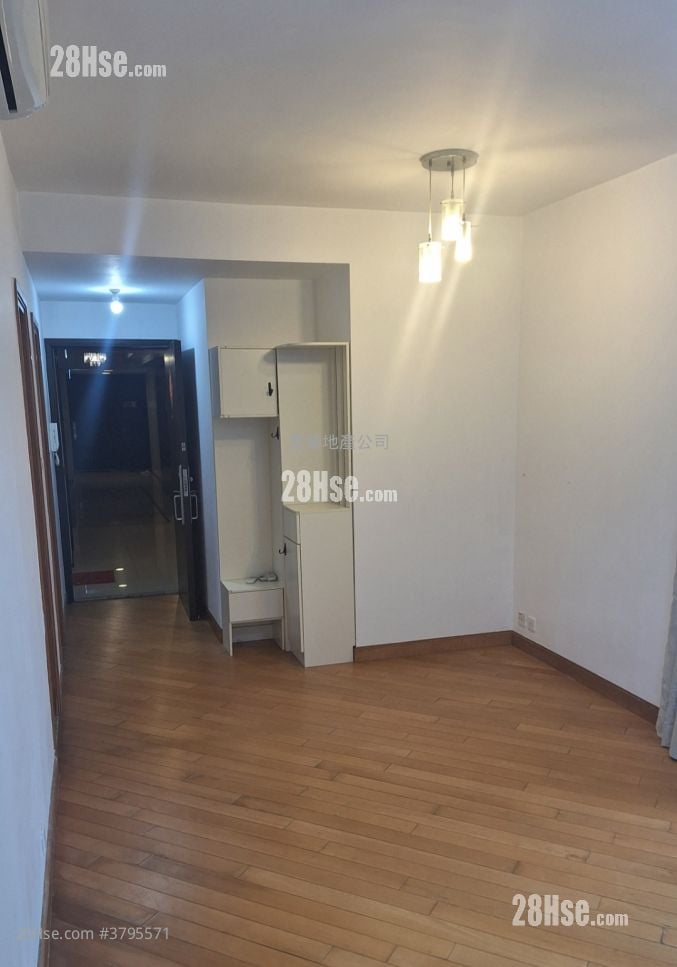 单幢楼房 租盘 2 房 , 1 浴室 525 平方尺