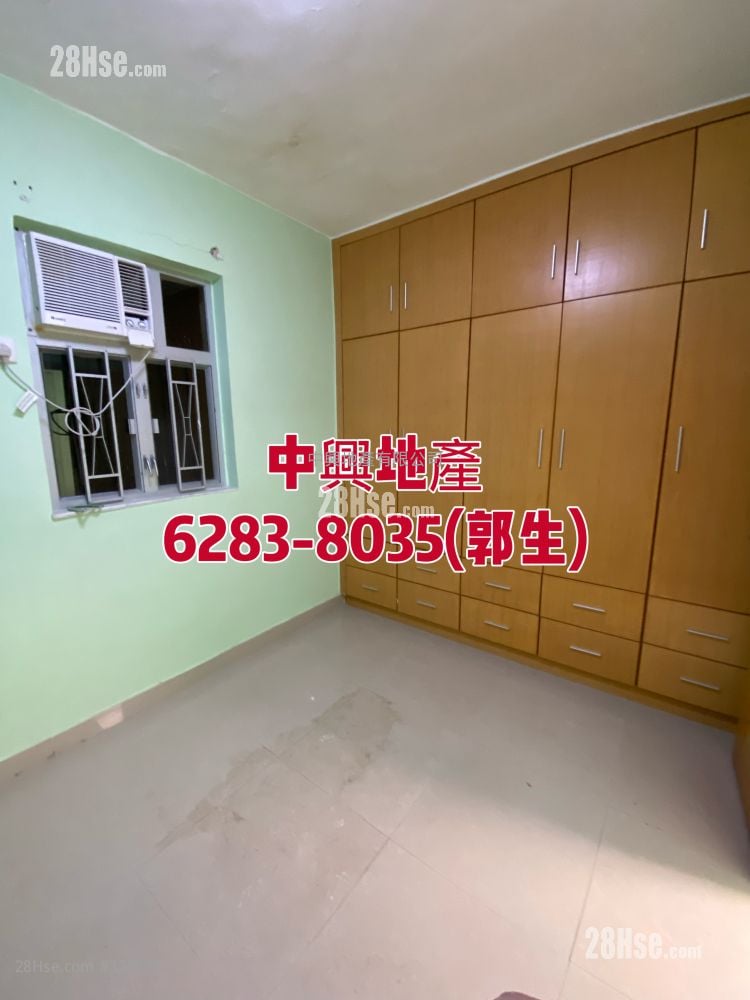 Man Ying Building Sell 2 Bedrooms , 1 Bathroom 665 ft²