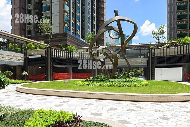 Yuccie Square Sell 3 Bedrooms 643 ft²