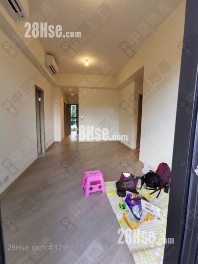 Wetland Seasons Park Rental 4 Bedrooms , 2 Bathrooms 779 ft²