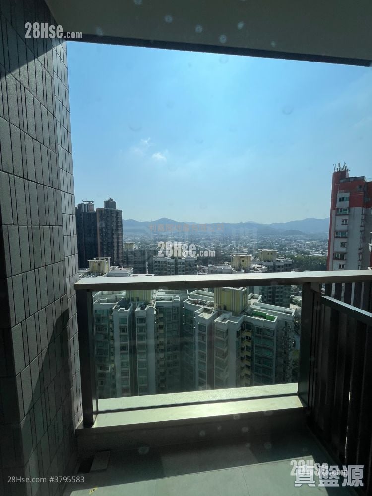 Hava Sell 1 Bedroom 292 ft²