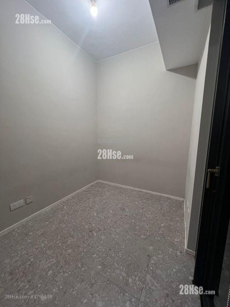 Artisan Garden Rental 1 Bedroom , 1 Bathroom 299 ft²