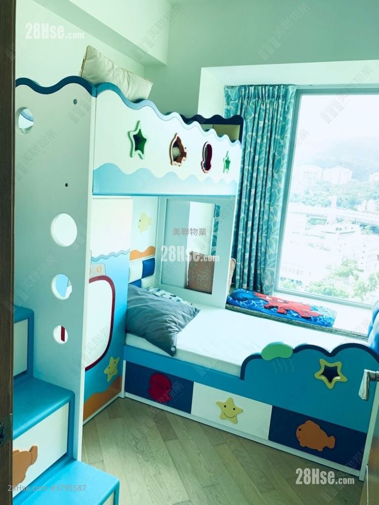 The Riverpark Sell 3 Bedrooms 938 ft²