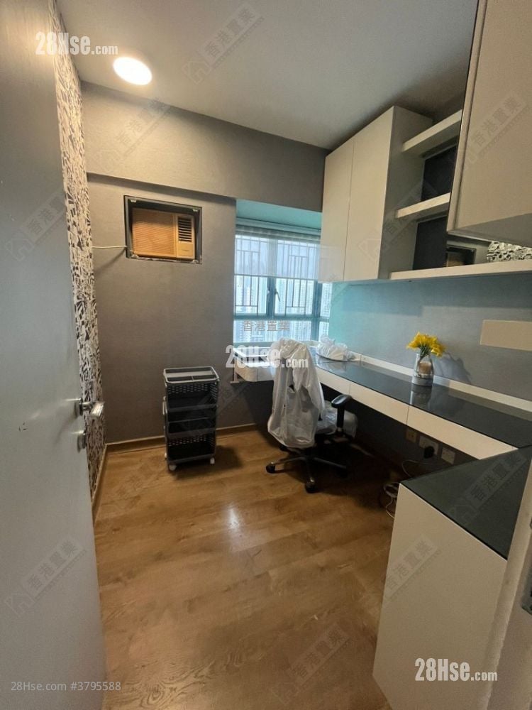 Aquamarine Rental 2 Bedrooms , 1 Bathroom 510 ft²