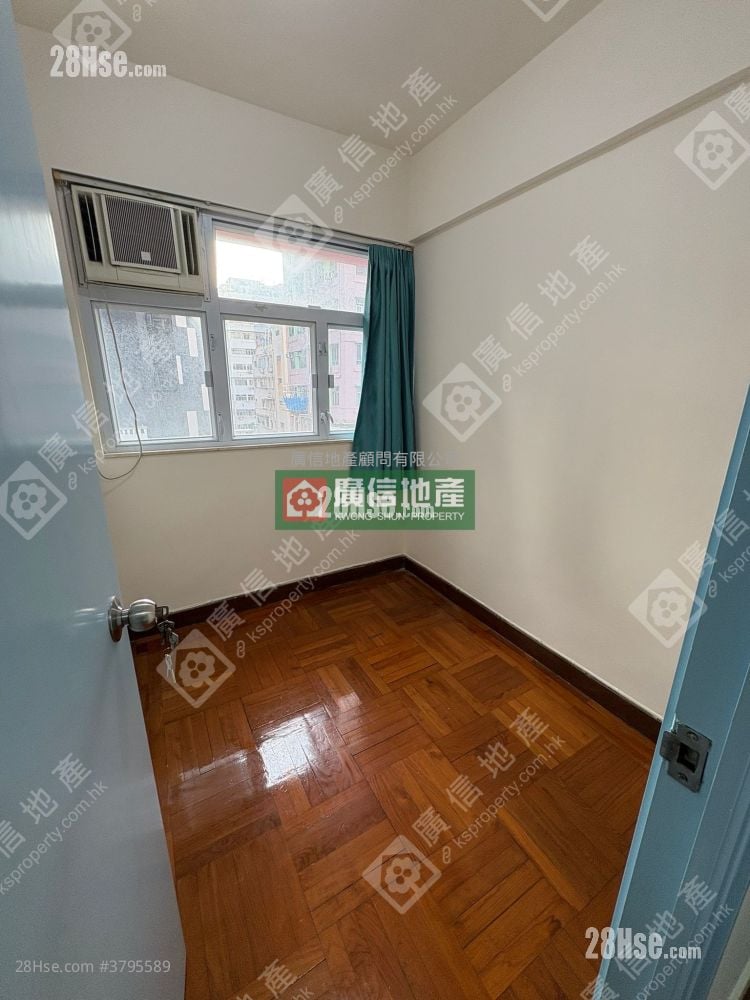 威发大厦 租盘 2 房 , 1 浴室 259 平方尺