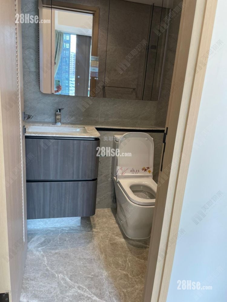 The Arles Sell 1 Bedroom 347 ft²