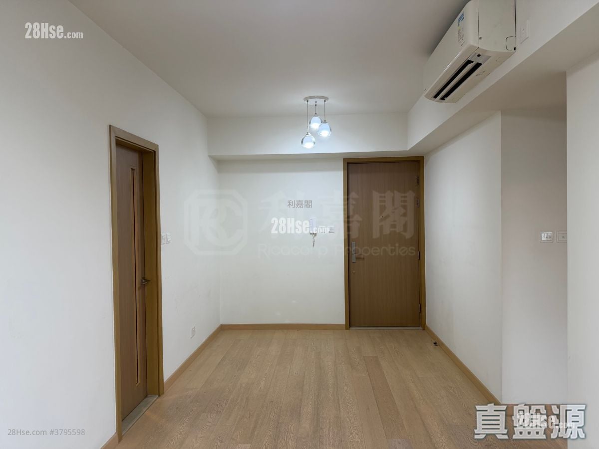 Sol City Sell 2 Bedrooms 496 ft²