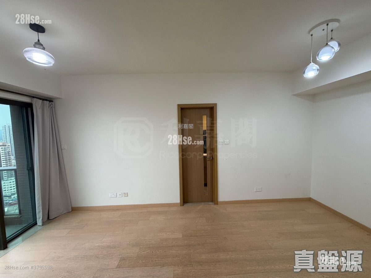 Sol City Sell 2 Bedrooms 496 ft²