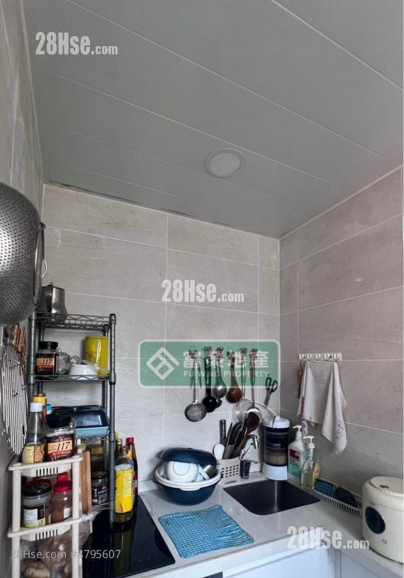 金辉大厦 租盘 2 房 , 1 浴室 340 平方尺