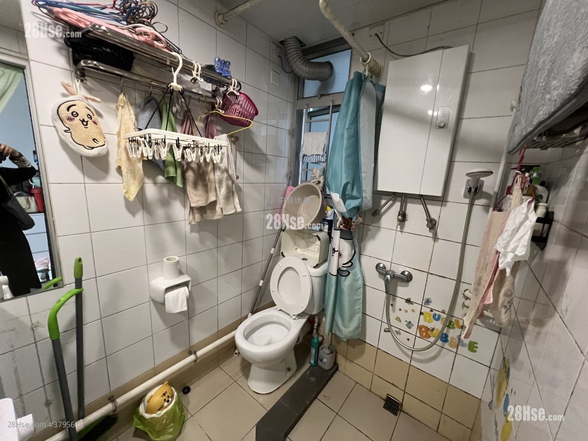 屏欣苑 售盘 2 房 , 1 浴室 376 平方尺