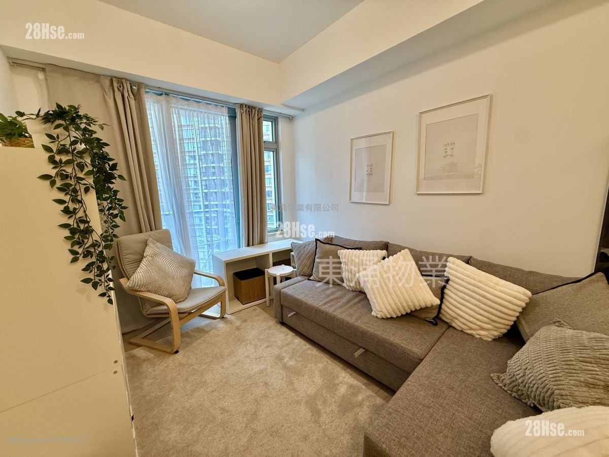 Century Link Sell 1 Bedroom , 1 Bathroom 377 ft²