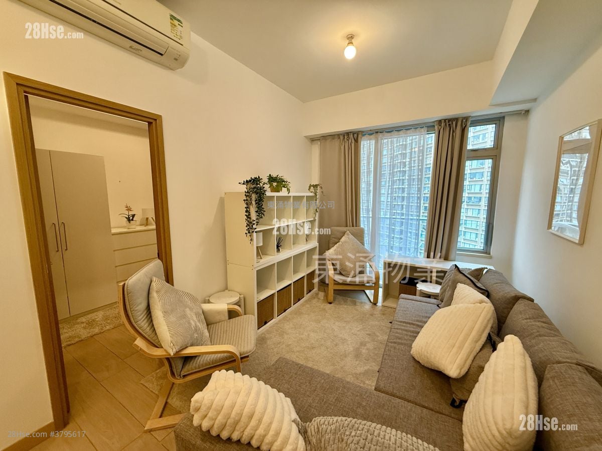 Century Link Sell 1 Bedroom , 1 Bathroom 377 ft²