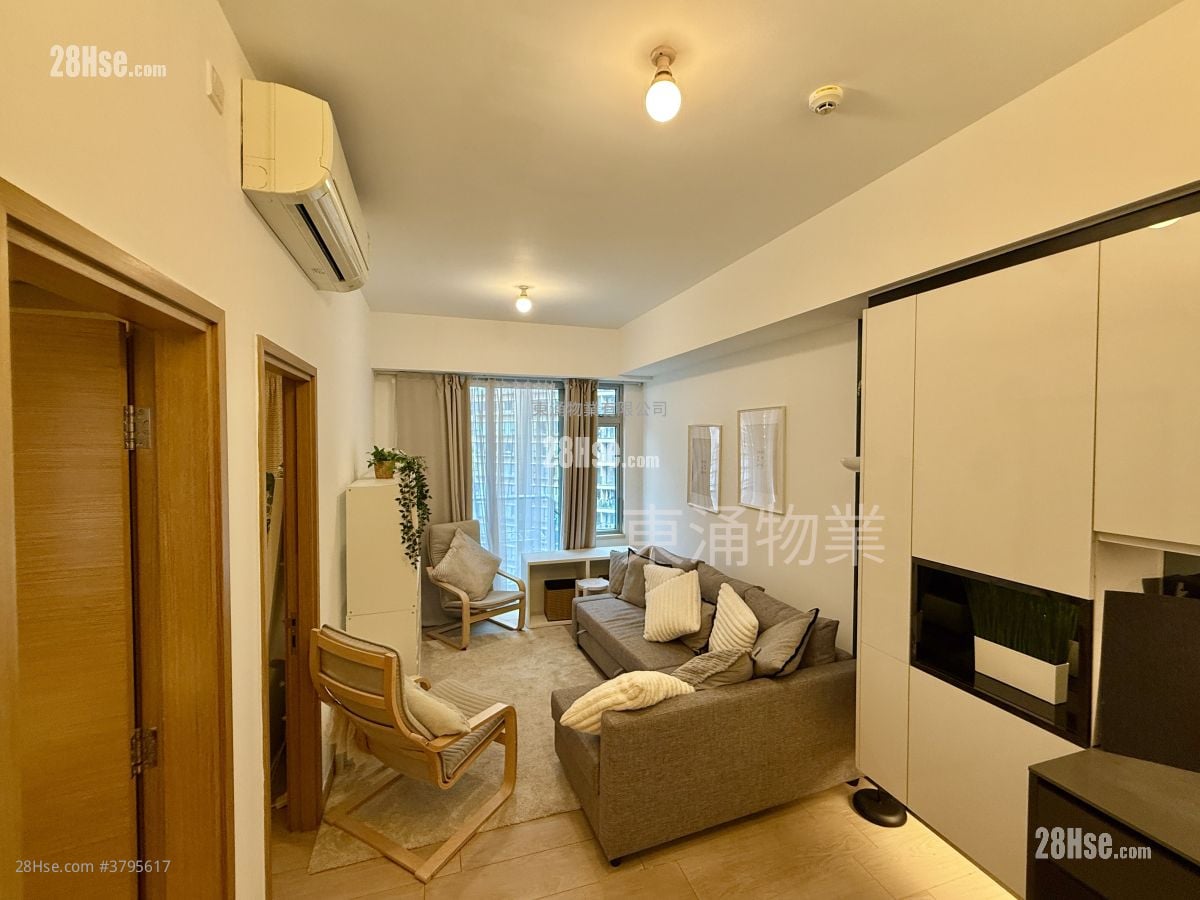 Century Link Sell 1 Bedroom , 1 Bathroom 377 ft²