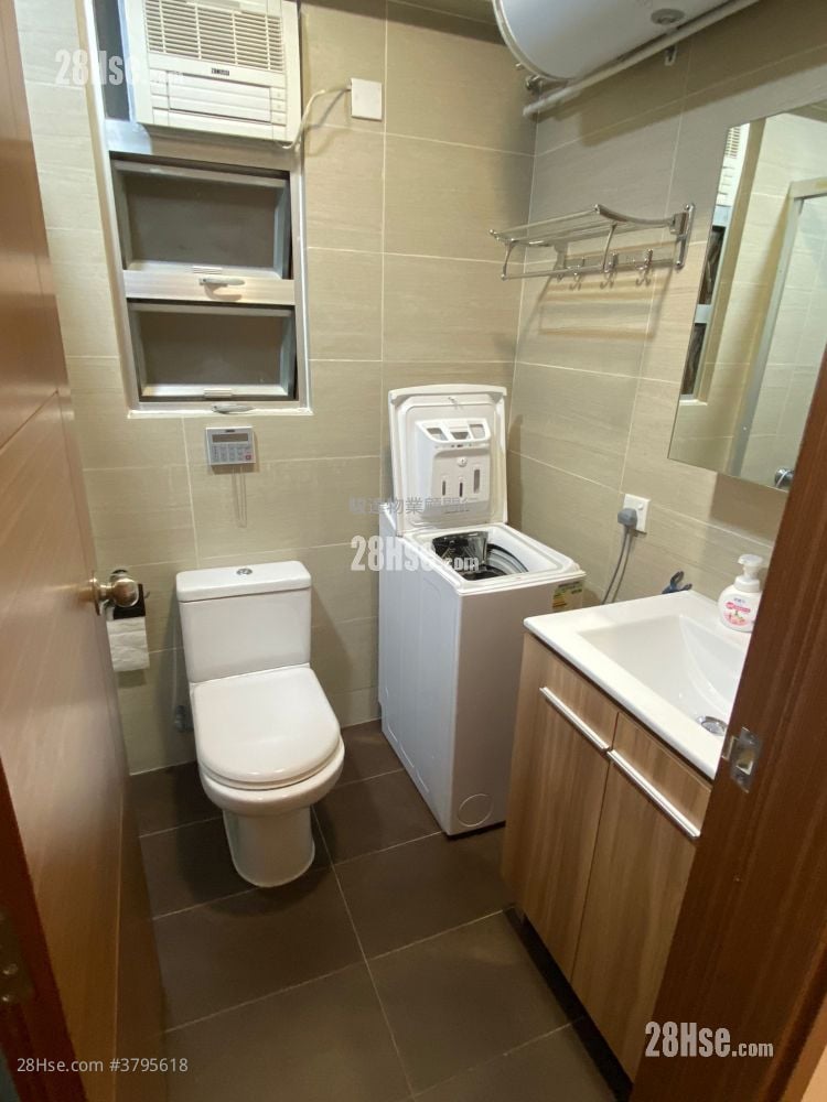 Bowring Building Sell 2 Bedrooms , 1 Bathroom 497 ft²