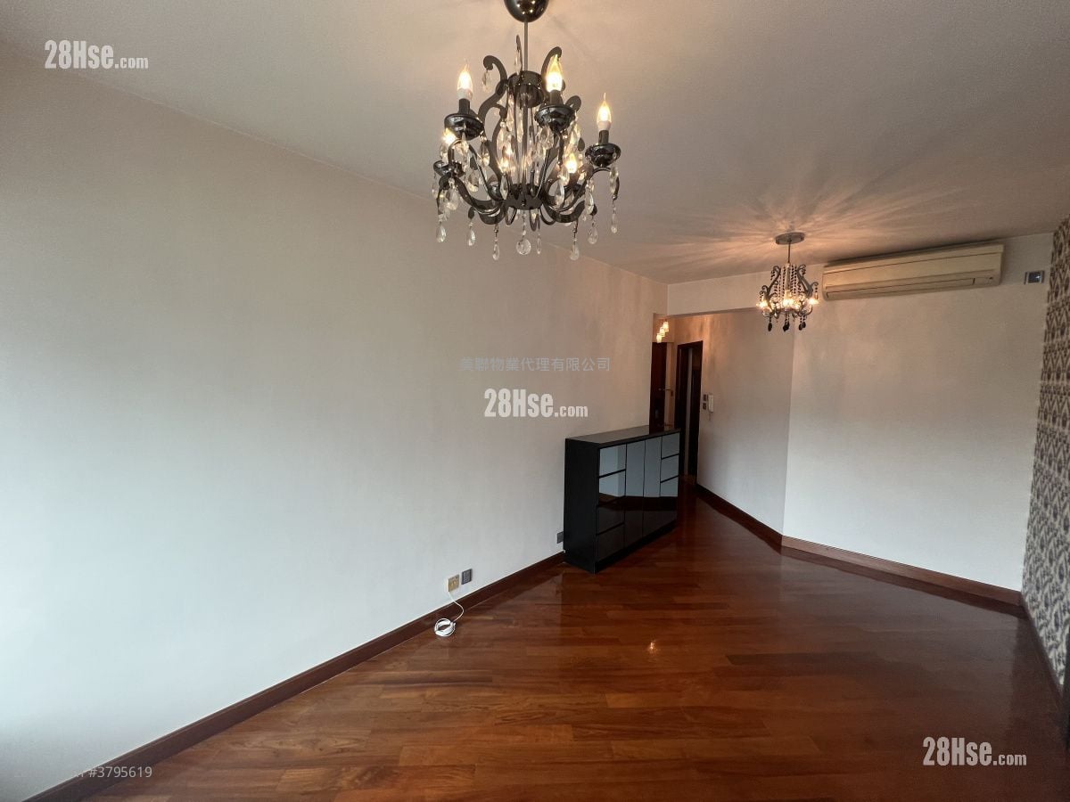 厅: 碧堤半岛 售盘 2 房 , 1 浴室 524 平方尺