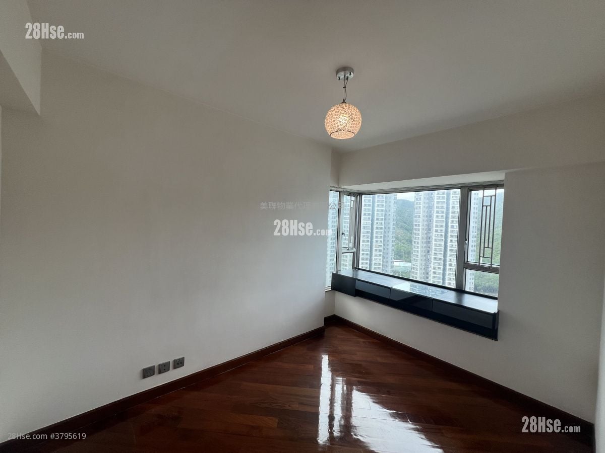 主人房: 碧堤半岛 售盘 2 房 , 1 浴室 524 平方尺