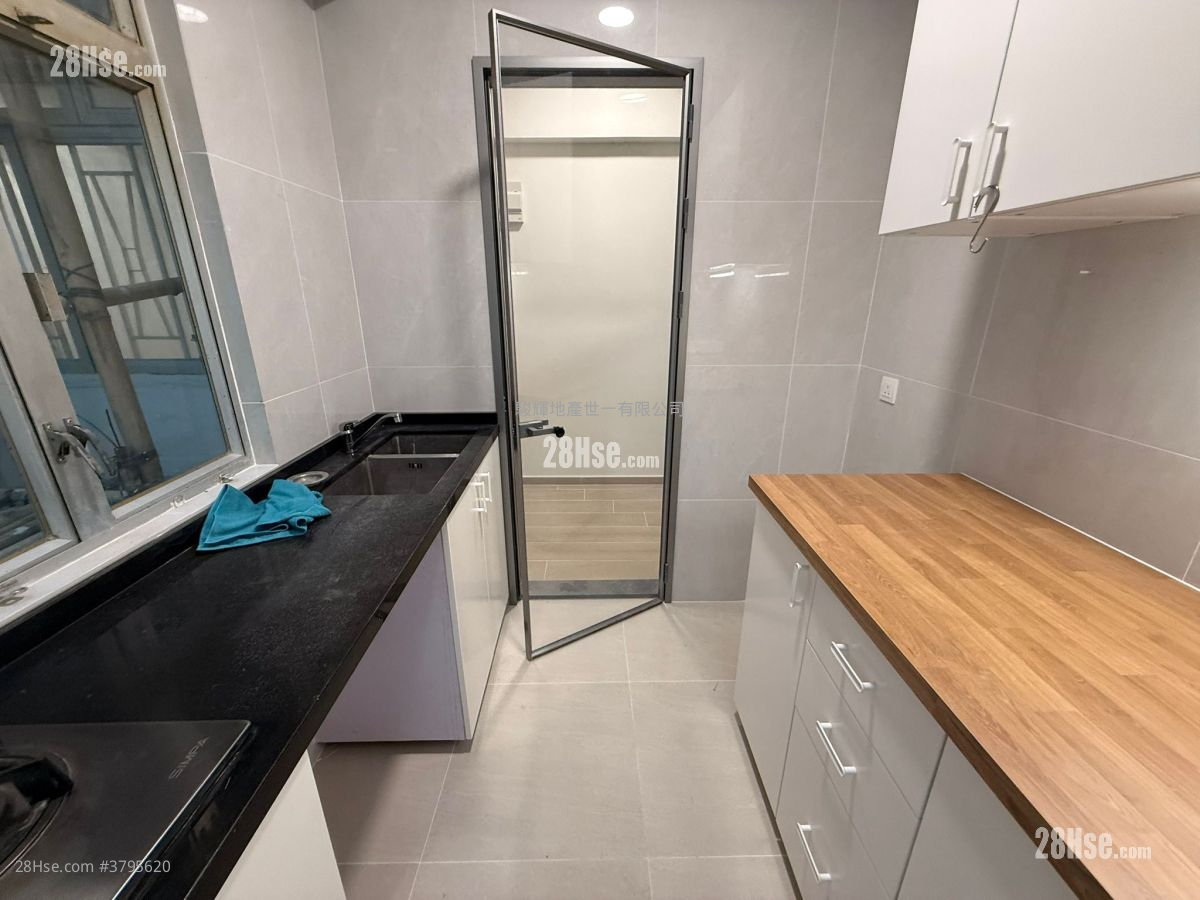 耀基大楼 租盘 3 房 , 2 浴室 700 平方尺