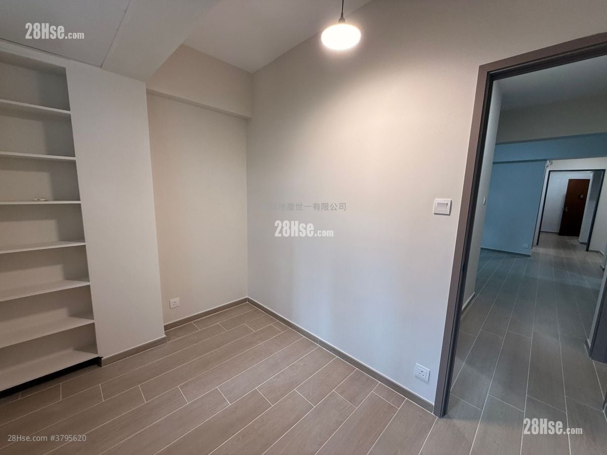 耀基大楼 租盘 3 房 , 2 浴室 700 平方尺