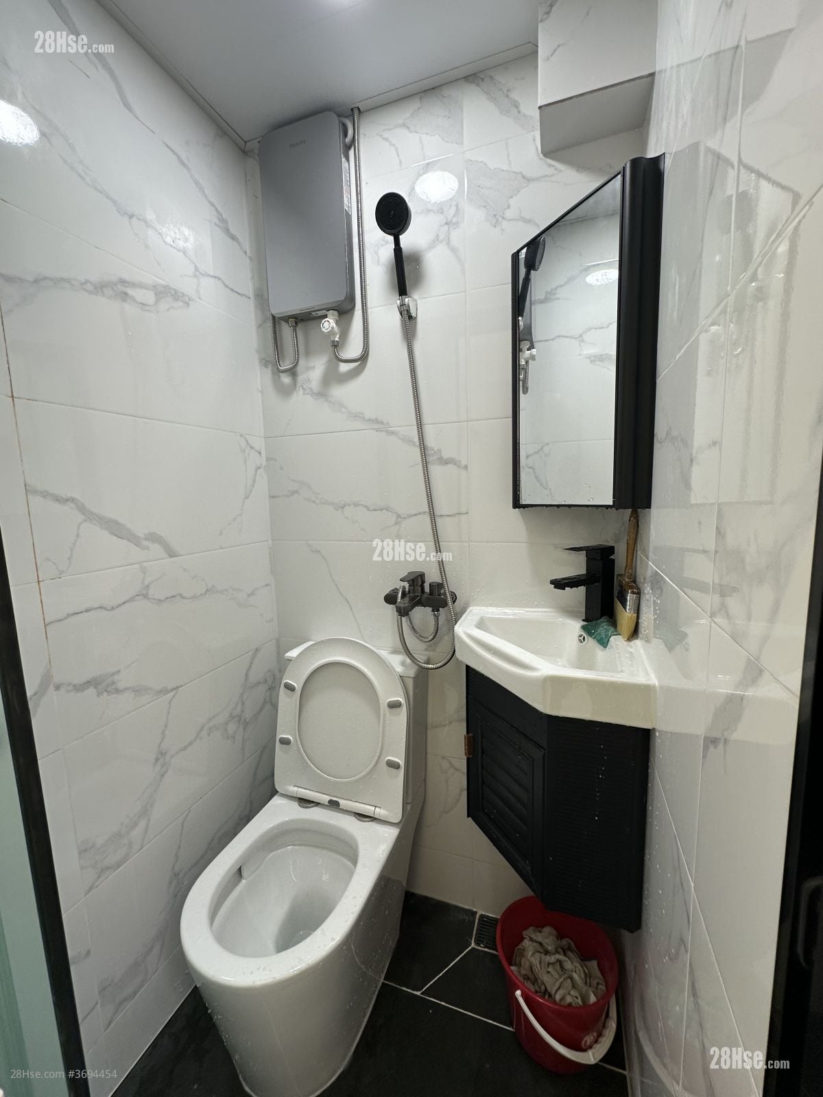 文昌楼 租盘 880 平方尺