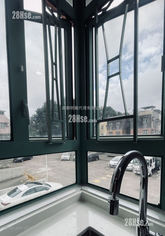 Good View New Village Sell 2 Bedrooms 368 ft²