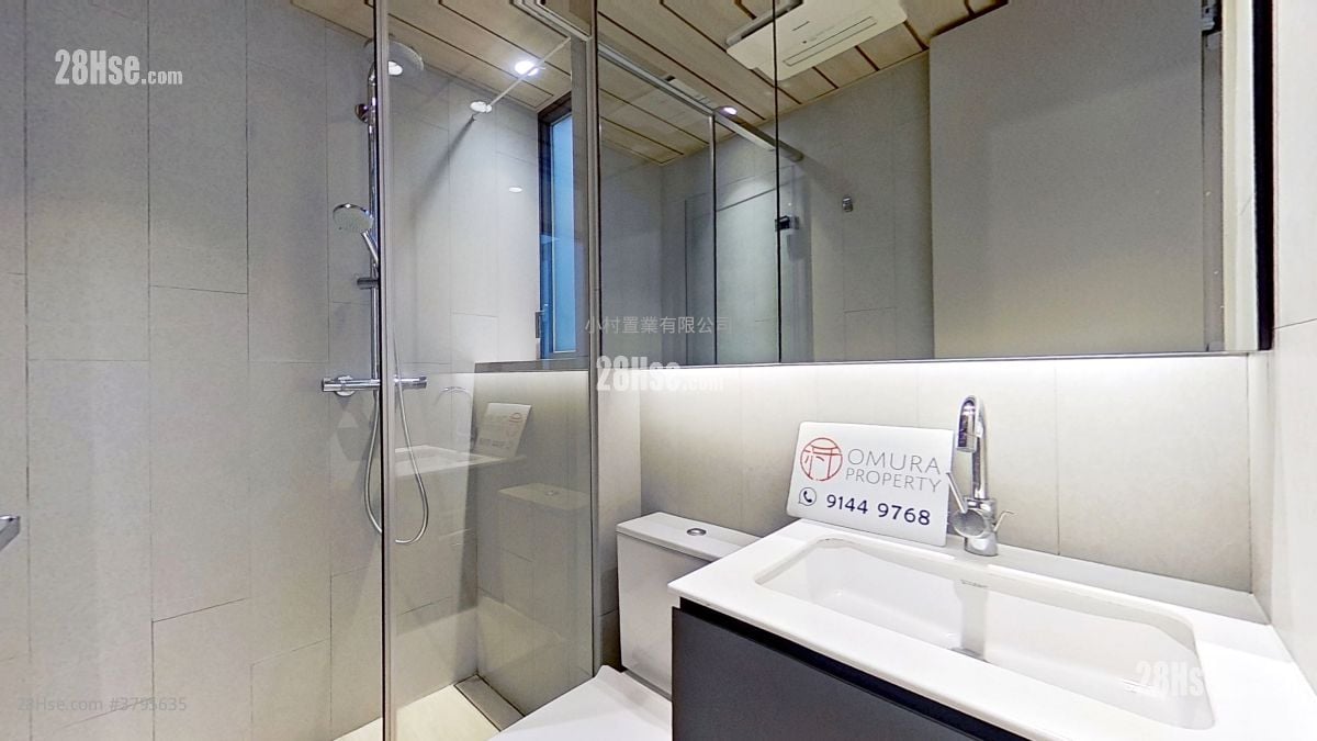 bathroom: Madera Garden Rental 2 Bedrooms , 1 Bathroom 377 ft²